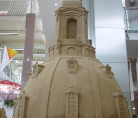 Sand sculpture of the Dresden Frauenkirche Sand sculpture of the Dresden Frauenkirche